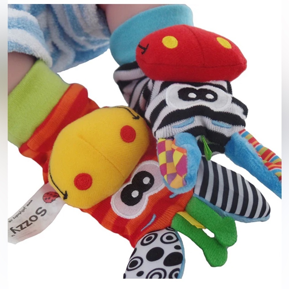 Playgro Ankle Rattles baby booties HG002